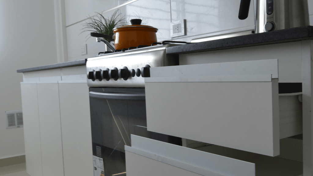 New-background1-min (1)